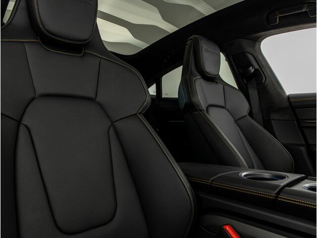 Porsche Taycan Turbo S