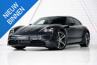 porsche-taycan-cross-turismo-4-93-k