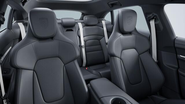 Porsche Taycan 4 Cross Turismo