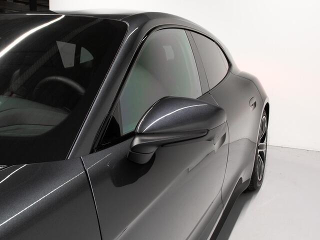Porsche Taycan Sport Turismo