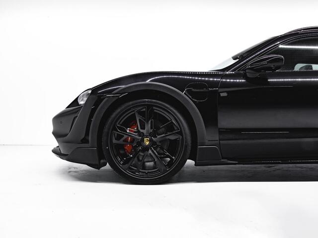 Porsche Taycan 4S Cross Turismo