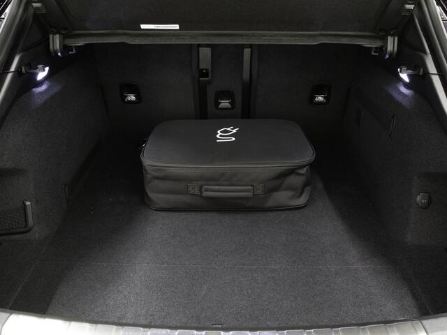 Porsche Taycan 4S Cross Turismo
