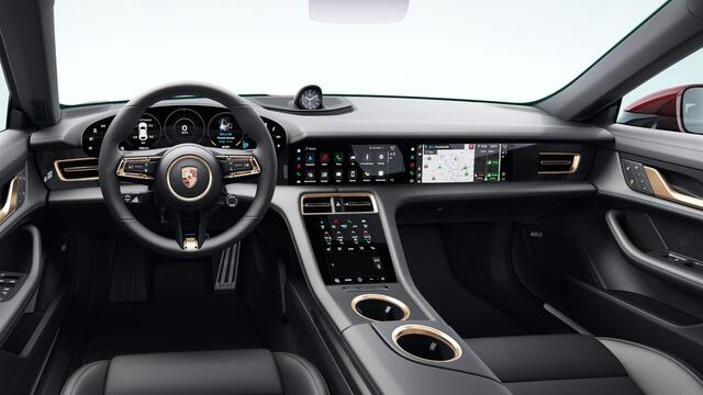 Porsche Taycan 4S Cross Turismo