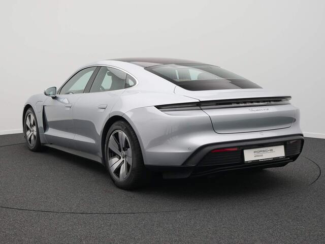 Porsche Taycan 4S