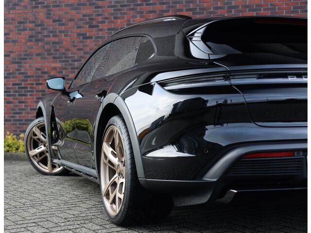 Porsche Taycan Cross Turismo 4 93 kWh *Performance accu*PASM*Pas. Display*