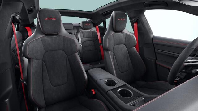 Porsche Taycan GTS