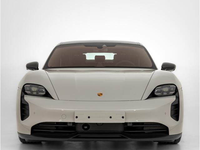 Porsche Taycan GTS