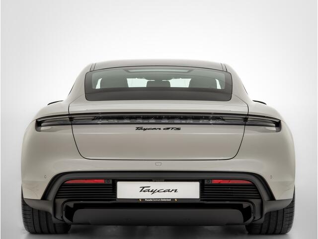 Porsche Taycan GTS