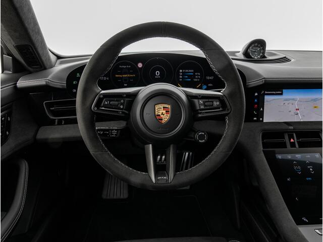 Porsche Taycan GTS