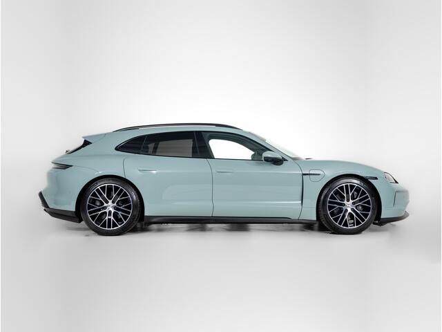 Porsche Taycan Sport Tursimo