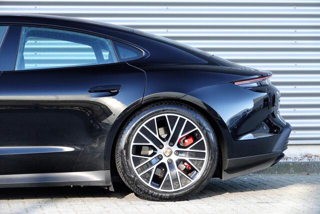 Porsche Taycan 4S Performance accu 93 kWh | Pano | Achterasbesturing | Sport Chrono | Warmtepomp | Bose |