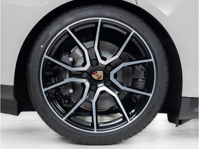 Porsche Taycan Sport Tursimo