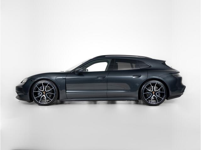 Porsche Taycan Sport Tursimo