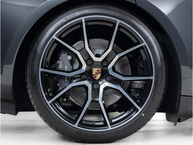 Porsche Taycan Sport Tursimo