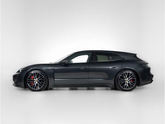 Porsche Taycan GTS Sport Turismo