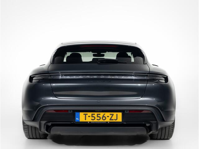 Porsche Taycan GTS Sport Turismo