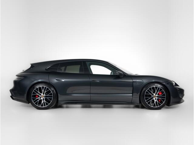 Porsche Taycan GTS Sport Turismo