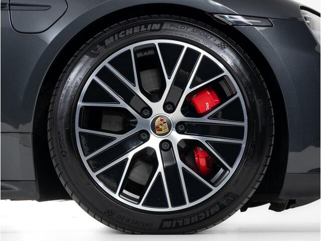 Porsche Taycan GTS Sport Turismo