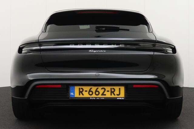 Porsche Taycan Sport Turismo 79 kWh 327 PK Sportleder Memory 21" RS velgen Bose 5P.