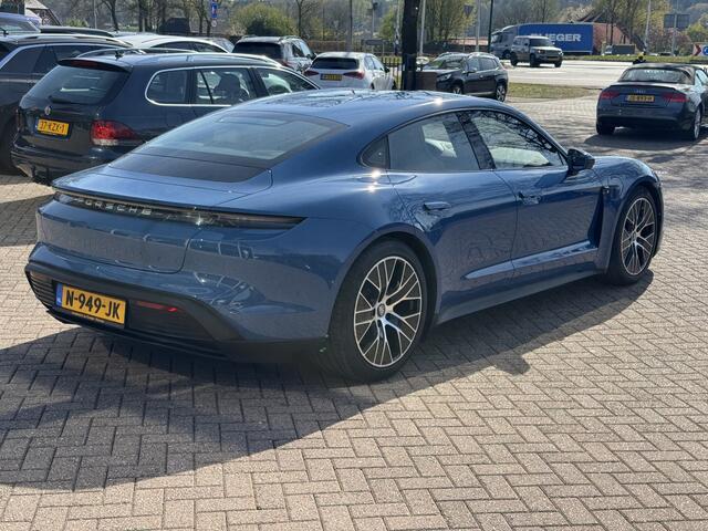 Porsche Taycan Performance Accu Plus 84 kWh / 360Camera / Head-up / Luchtvering / 20'' / Achterasbesturing / Leder / Porsche InnoDrive / Keyless / Navigatie / Stoelverwarming / Warmtepomp / ACC