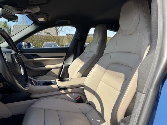 Porsche Taycan Performance Accu Plus 84 kWh / 360Camera / Head-up / Luchtvering / 20'' / Achterasbesturing / Leder / Porsche InnoDrive / Keyless / Navigatie / Stoelverwarming / Warmtepomp / ACC