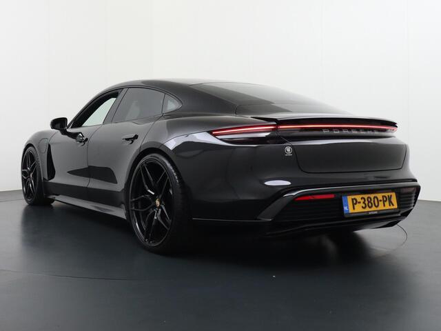 Porsche Taycan Performance 84 kWh 20" Turbo Velgen Panoramadak Warmtepomp Camera Dealer onderhouden