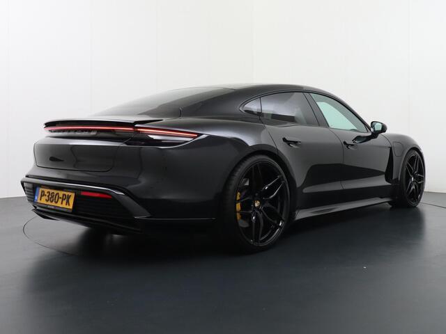 Porsche Taycan Performance 84 kWh 20" Turbo Velgen Panoramadak Warmtepomp Camera Dealer onderhouden