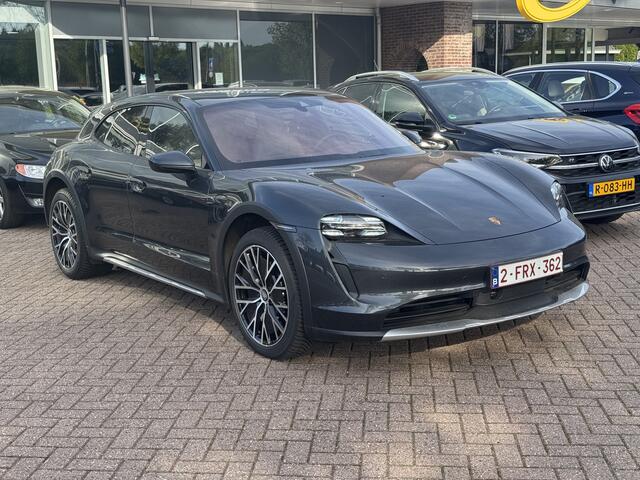 Porsche Taycan Cross Turismo 4S 79 kWh / Panoramadak / Camera / Passenger display / Luchtvering / 20'' / Leder / Stuurverwarming / ACC / DAB