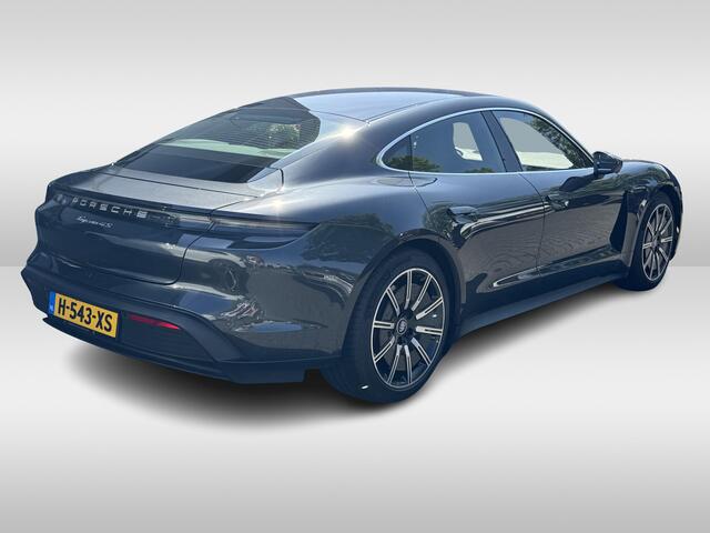 Porsche Taycan 4S 79 kWh / Panoramadak / 360Camera / Achterasbesturing / Adaptieve stoelen / 20'' / Keyless / Bose / Luchtvering / Sportchrono / Dodehoek / DAB / Stuurverwarming / Warmtepomp / ACC