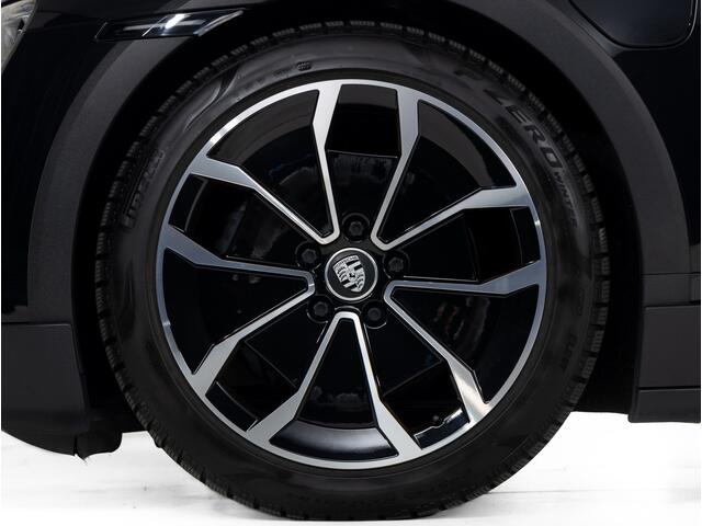 Porsche Taycan 4 Cross Turismo