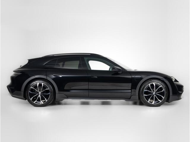 Porsche Taycan 4 Cross Turismo
