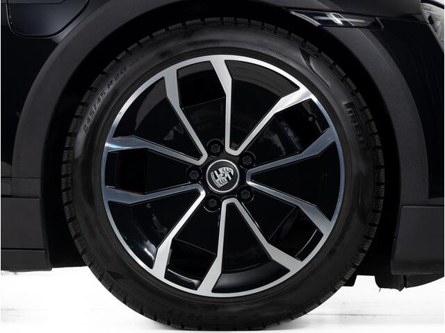 Porsche Taycan 4 Cross Turismo