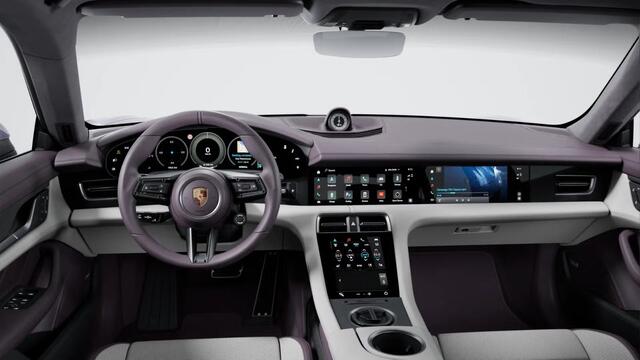 Porsche Taycan 4S Cross Turismo