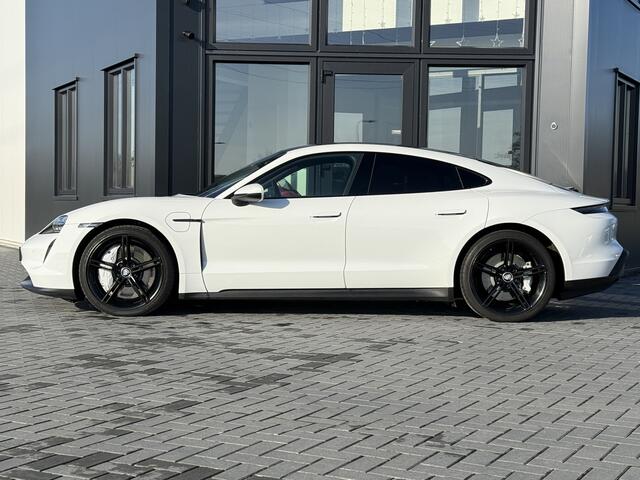 Porsche Taycan 4S Performance 571 PK | 93 KWh Pano | 4 wiel sturing | Dealer oh | Nwe Accu