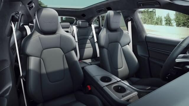 Porsche Taycan Turbo S Sport Turismo