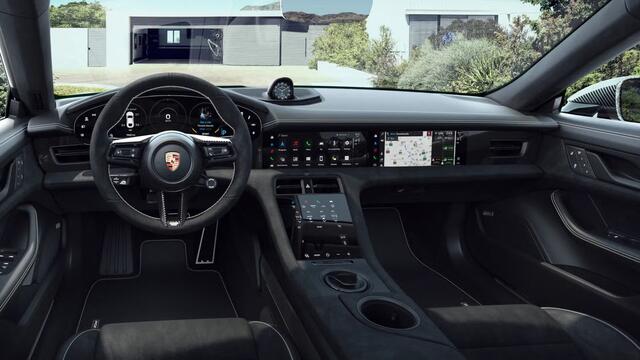 Porsche Taycan GTS