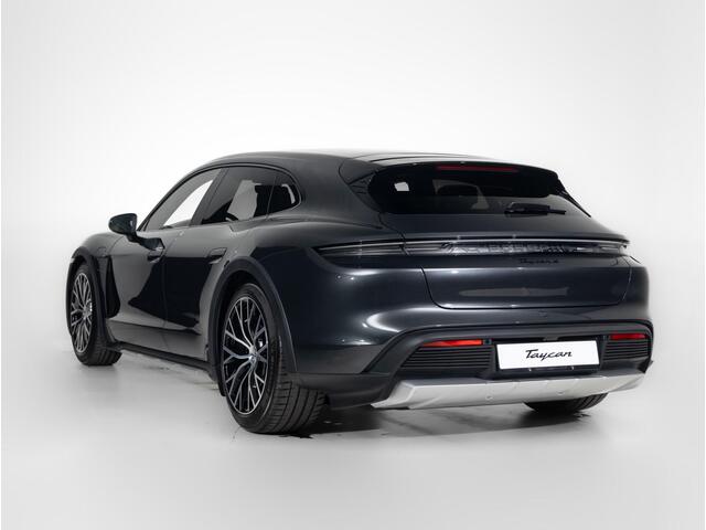 Porsche Taycan 4 Cross Turismo