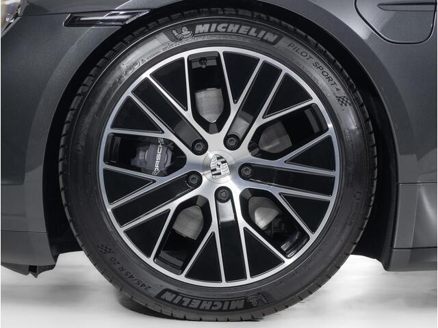 Porsche Taycan 89 kWh