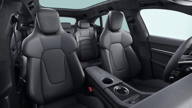 Porsche Taycan Turbo S Sport Turismo