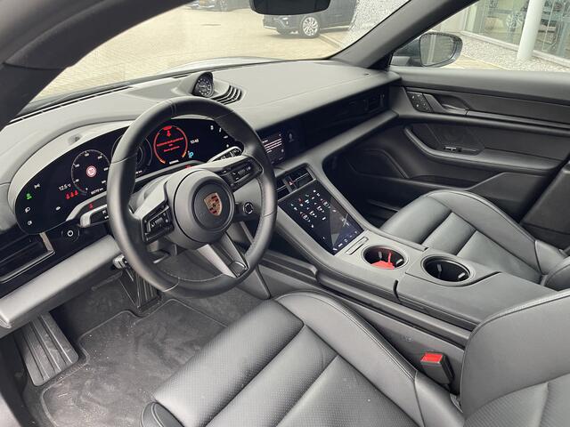 Porsche Taycan Cross Turismo 4S 93 kWh | Sport chrono | Cruise adaptive | Panoramadak | 20* | Elektrische stoelen met geheugen |
