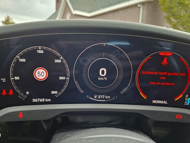 Porsche Taycan Sport Turismo Turbo S 93 kWh 761pk | Burmester | Keramische remmen | Volleder | HUD | SportChrono | Panodak | Bijrijdersdispay | PDCC | Stoelventilatie | 5-pers | SportDesign | InnoDrive| Carbon in/exterieur | Etc.. 247300 nw prijs (Org NL)