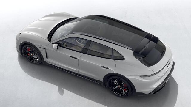 Porsche Taycan 4S Cross Turismo