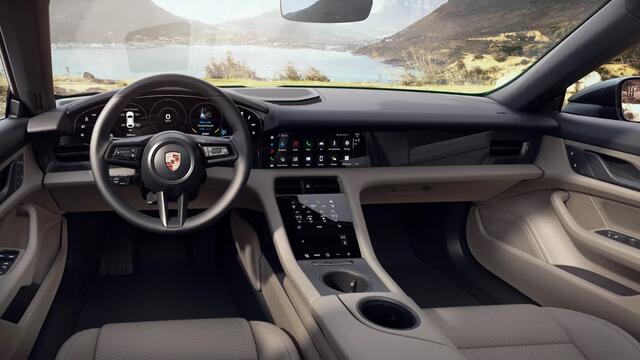 Porsche Taycan 4 Cross Turismo