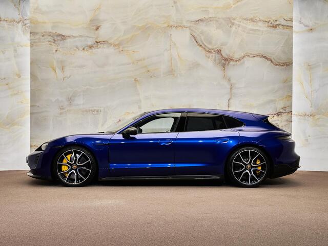 Porsche Taycan Sport Turismo Turbo S, NL-auto, 1e eig., PTS, PCCB, PDCC, SportDesign, carbon, pano, Burmester, matrix-LED, 21", HUD, ACC, keyless, privacy