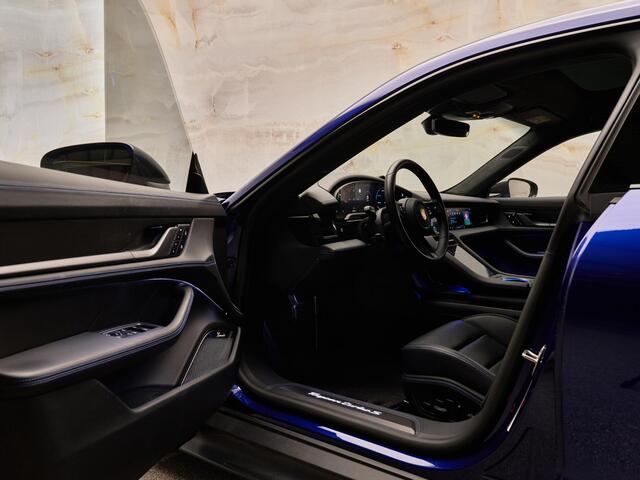 Porsche Taycan Sport Turismo Turbo S, NL-auto, 1e eig., PTS, PCCB, PDCC, SportDesign, carbon, pano, Burmester, matrix-LED, 21", HUD, ACC, keyless, privacy