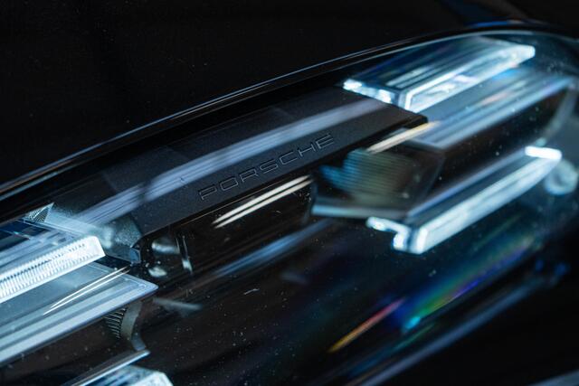 Porsche Taycan 4S Performance 84 kWh | Sport Chrono | BOSE | BTW-Auto | Origineel NL