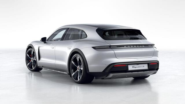 Porsche Taycan 4S Cross Turismo