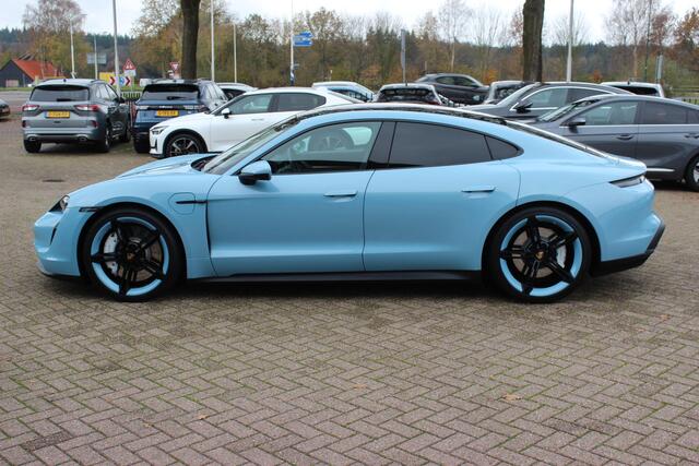 Porsche Taycan Performance 84 kWh / SoH 95.8% / 1Eign. / Panoramadak / 360Camera / Passenger Display / Head-up / Luchtvering / Sportchrono