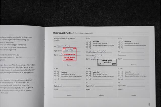 Porsche Taycan Cross Turismo 4 93 kWh Luchtvering Pano HUD Bose 1e Eig Ori NL