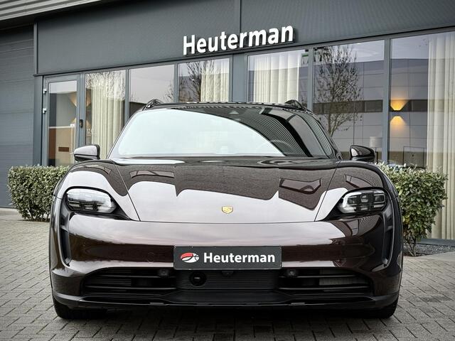 Porsche Taycan Cross Turismo 4 93 kWh Pano/ Bose/ Sportstoelen/ Chrono